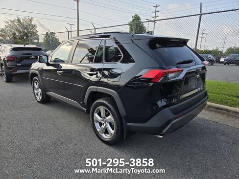 Used 2021 Toyota RAV4 Limited AWD/4WD image 9
