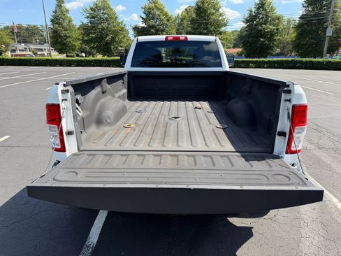 Used 2019 RAM 3500 Big Horn AWD/4WD image 9