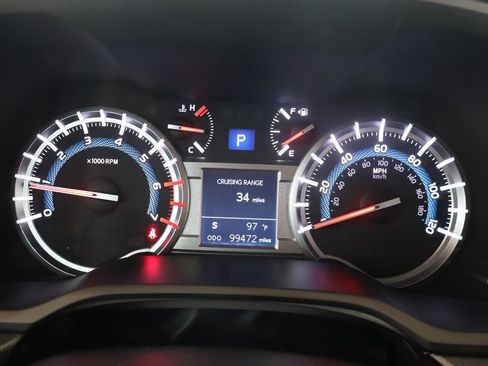 Used 2017 Toyota 4Runner Limited AWD/4WD image 23