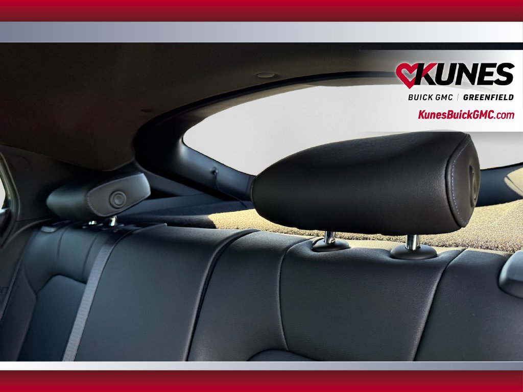 New 2026 Buick Envista Sport Touring w/ Convenience I Package FWD image 33