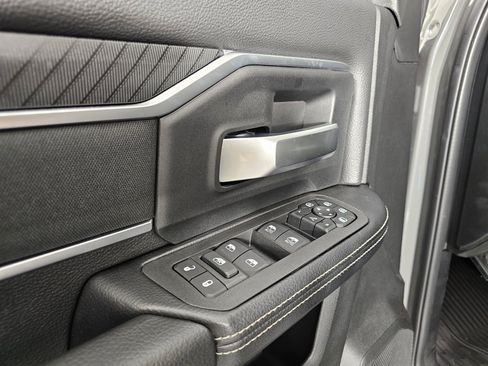 New 2026 RAM 2500 Big Horn AWD/4WD image 23