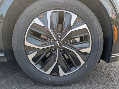 Used 2024 Kia EV6 Wind AWD/4WD image 10