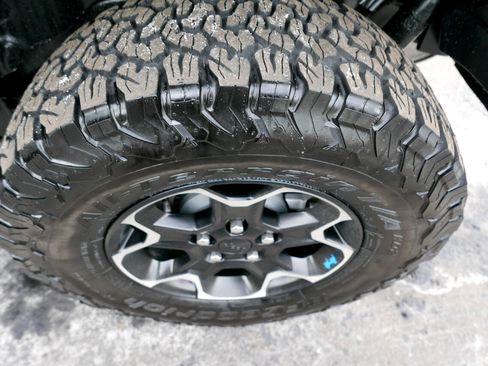 Used 2021 Jeep Wrangler Unlimited Rubicon 4xe w/ Cold Weather Group image 7