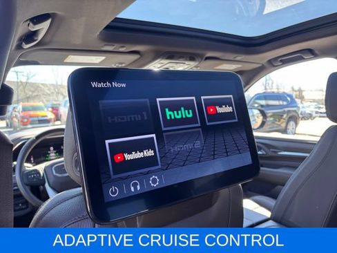 Used 2023 GMC Yukon Denali w/ Advanced Technology Package AWD/4WD image 11