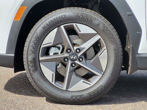 New 2026 Hyundai Tucson SEL FWD image 11
