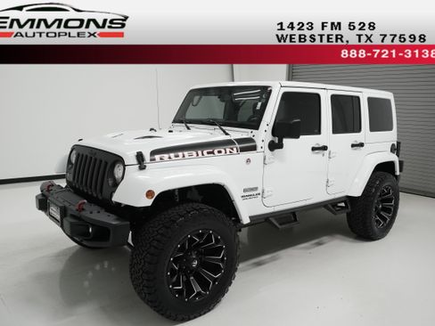 Used 2017 Jeep Wrangler Unlimited Rubicon image 1