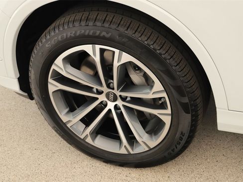 New 2026 Audi Q7 2.0T Premium image 30