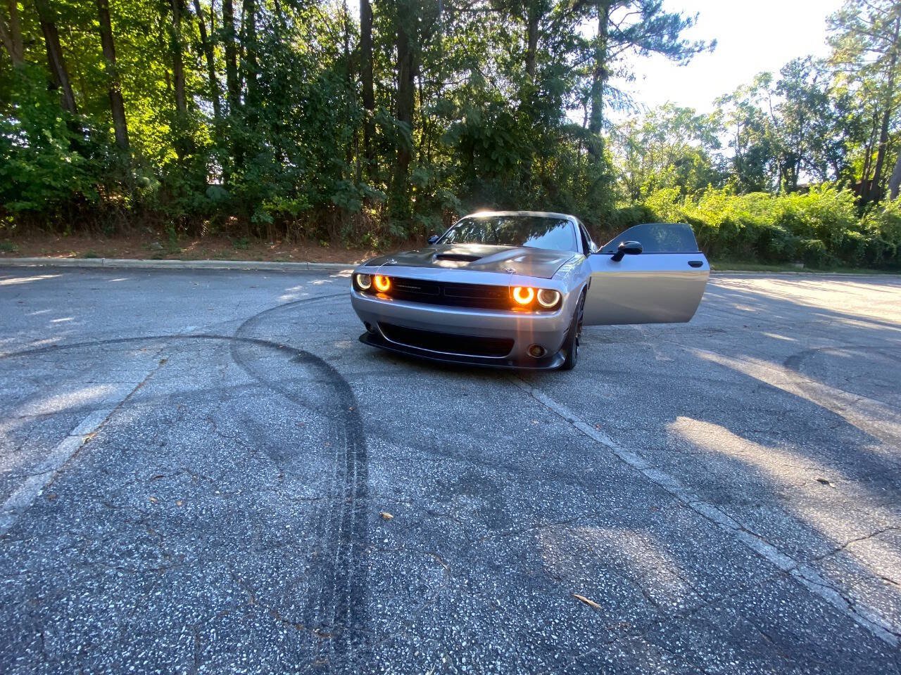 Used 2015 Dodge Challenger R/T w/ Quick Order Package 28B R/T RWD image 46