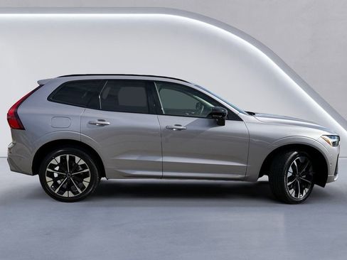 New 2026 Volvo XC60 B5 Plus w/ Protection Package Premier image 3