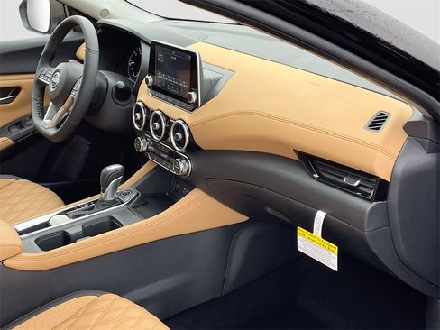 Certified 2025 Nissan Sentra SV w/ SV Premium Package image 30