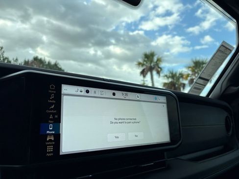 Used 2025 Jeep Wrangler Unlimited Rubicon 392 image 18