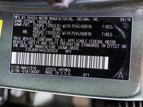 Used 2016 Toyota Highlander XLE image 30