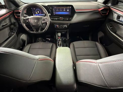 Certified 2026 Chevrolet TrailBlazer RS FWD image 31