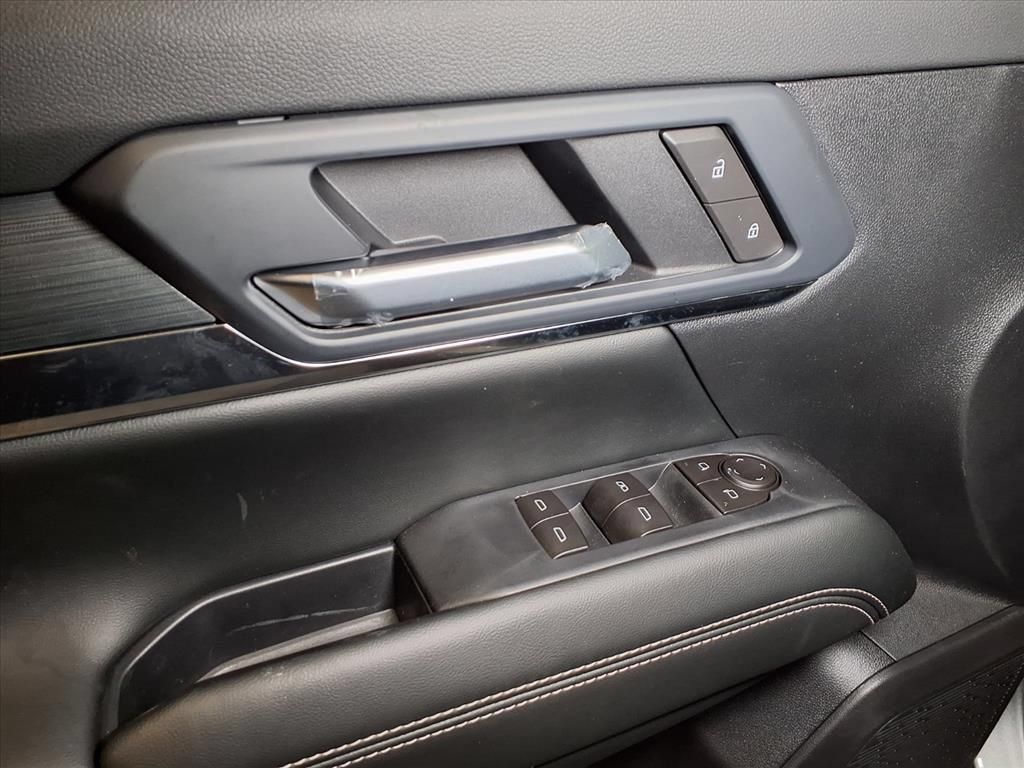 Used 2026 GMC Terrain Elevation w/ Black Edition FWD image 15