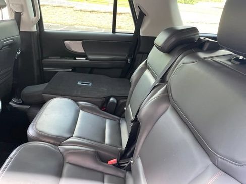 Used 2025 Ford Expedition Active AWD/4WD image 68