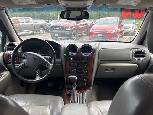 Used 2004 GMC Envoy XL SLT AWD/4WD image 29