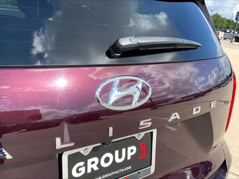 Used 2024 Hyundai Palisade SEL FWD image 29