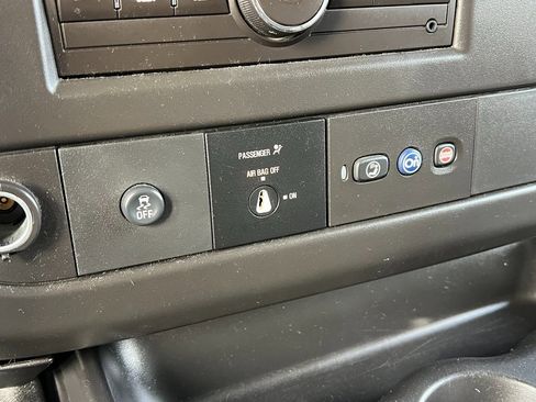 Used 2013 Chevrolet Express 3500 LT w/ LT Preferred Equipment Group image 25