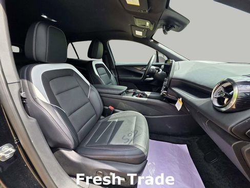 Used 2024 Chevrolet Blazer EV LT image 10