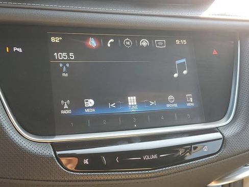 Certified 2017 Cadillac XT5 FWD image 9
