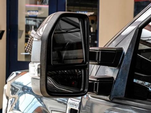 Used 2018 Ford F250 Lariat w/ Lariat Value Package image 34