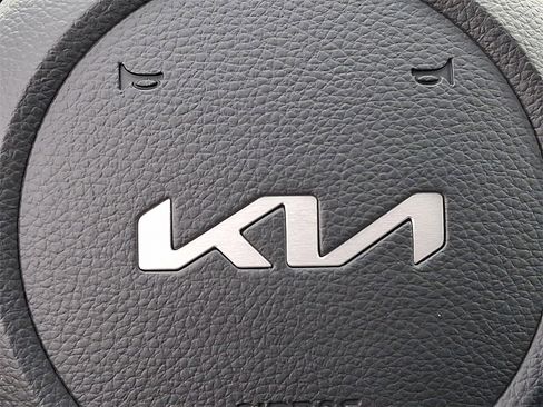 New 2026 Kia Seltos S image 12