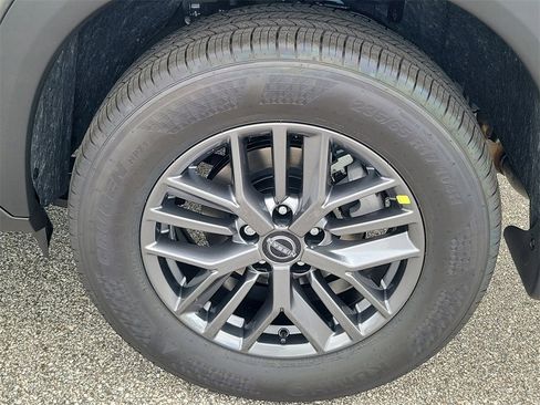 New 2026 Nissan Rogue S image 7