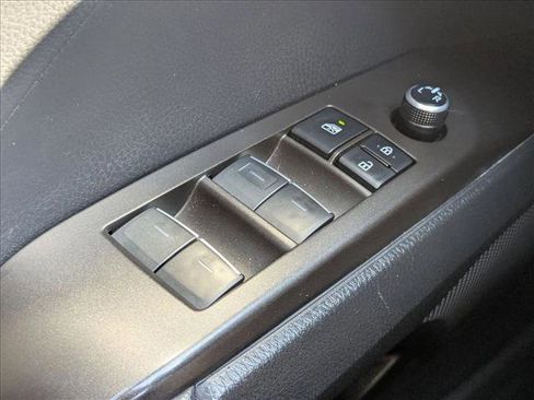 Used 2023 Toyota Camry XSE image 12