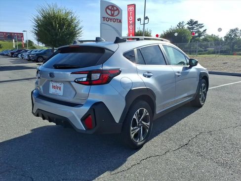 Used 2024 Subaru Crosstrek 2.0i Premium AWD/4WD image 4