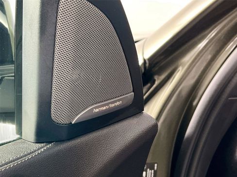 Used 2021 BMW X5 xDrive40i w/ Premium Package image 18