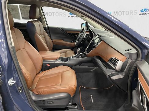 Used 2025 Subaru Outback Touring XT AWD/4WD image 15