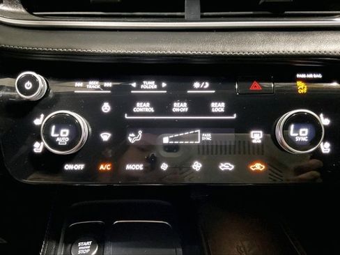 Used 2023 INFINITI QX60 Luxe w/ Cargo Package image 33