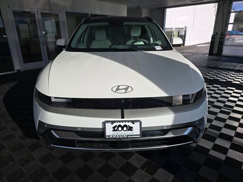 New 2026 Hyundai Ioniq 5 Limited image 9