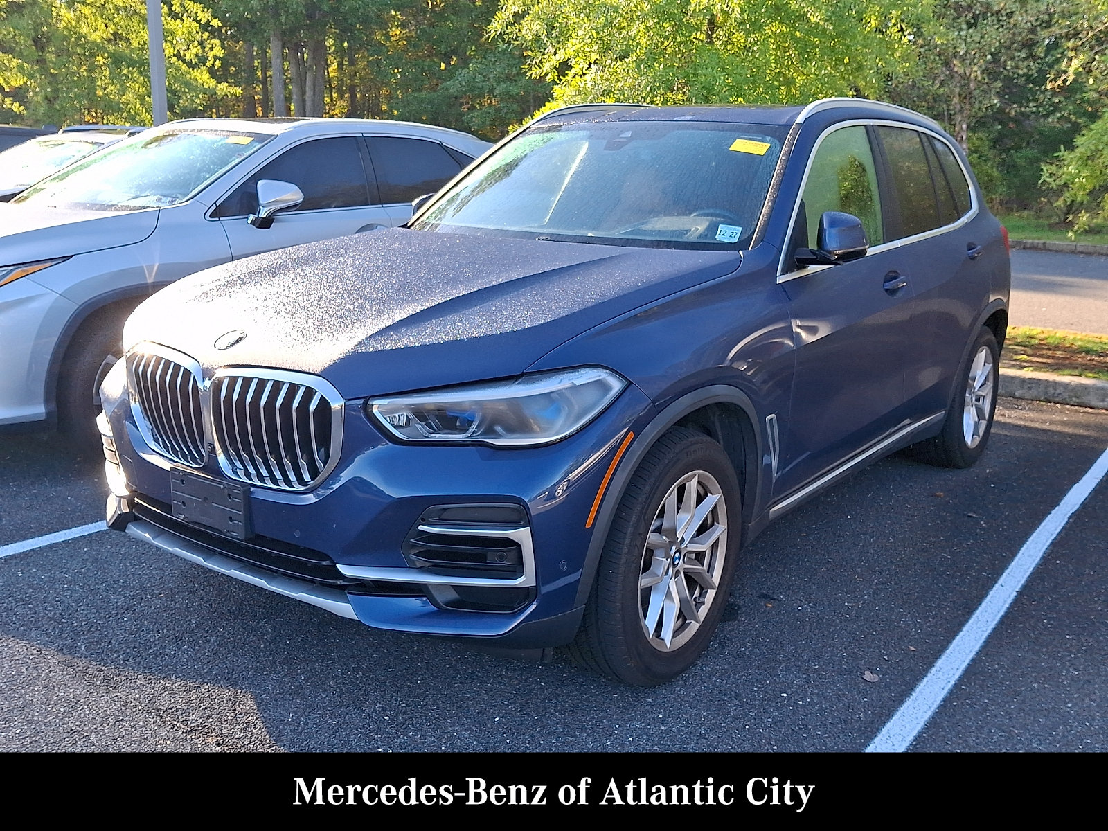 Used 2023 BMW X5 xDrive40i w/ Executive Package AWD/4WD image 3