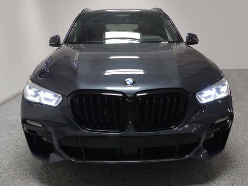 Used 2021 BMW X5 M50i w/ Executive Package image 2