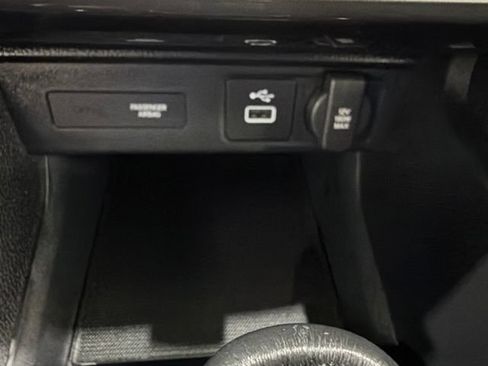 Certified 2024 Acura Integra FWD image 37