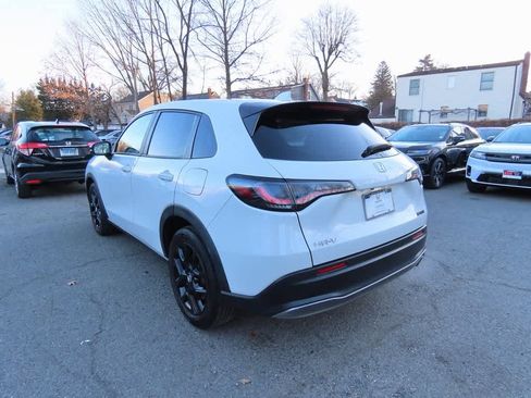 Certified 2023 Honda HR-V Sport image 4
