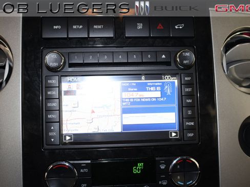 Used 2014 Ford Expedition Limited image 25