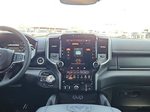 Used 2025 RAM 1500 Laramie w/ Sport Appearance Package AWD/4WD image 10
