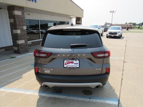 Used 2023 Ford Escape Active AWD/4WD image 6