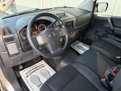 Used 2011 Nissan Titan S w/ S Popular Equipment Pkg AWD/4WD image 22