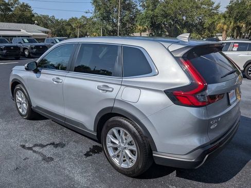 Used 2025 Honda CR-V EX-L image 5