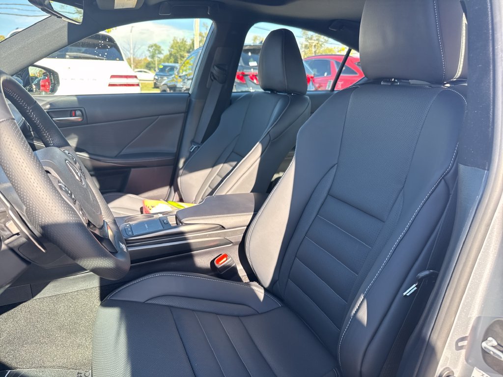 Used 2024 Lexus IS 350 F Sport w/ Navigation Package AWD/4WD image 13