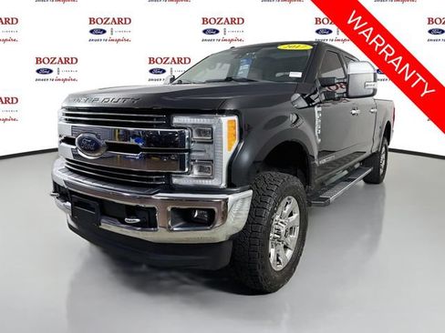 Used 2017 Ford F250 Lariat w/ Lariat Ultimate Package AWD/4WD image 3