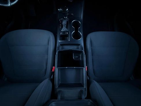 Used 2016 Kia Sorento LX w/ LX Convenience Package image 49