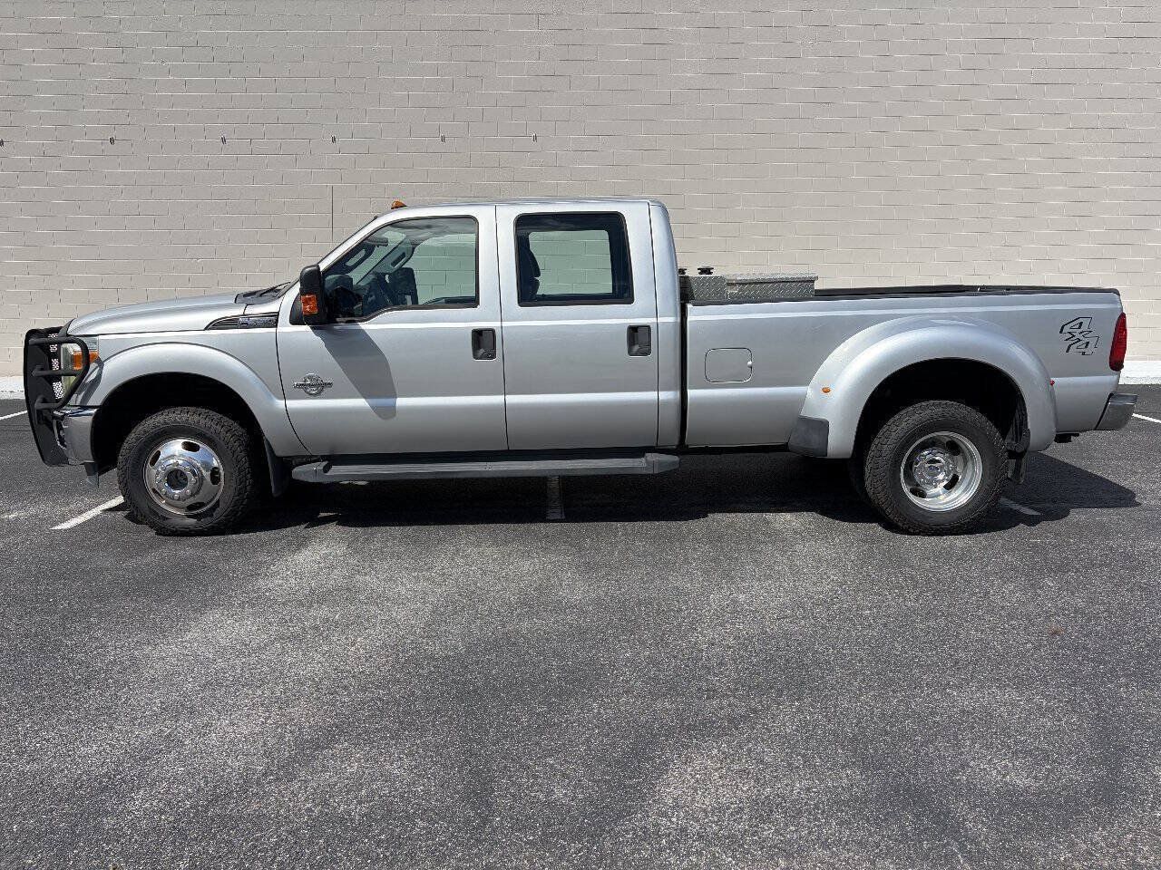 Used 2016 Ford F350 XL w/ Power Equipment Group AWD/4WD image 17