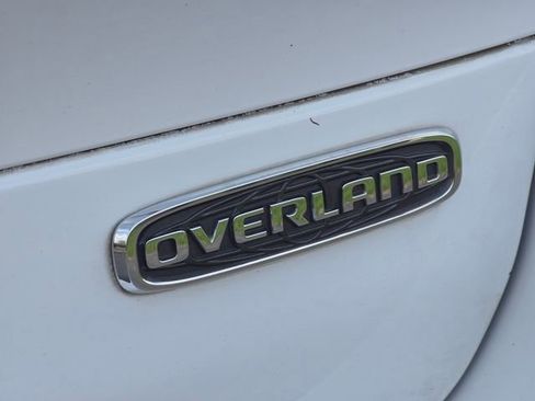 Used 2023 Jeep Grand Cherokee L Overland w/ Advanced Protech Group III image 35