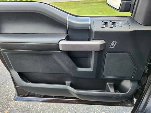 Used 2020 Ford F150 XLT w/ Equipment Group 302A Luxury AWD/4WD image 38