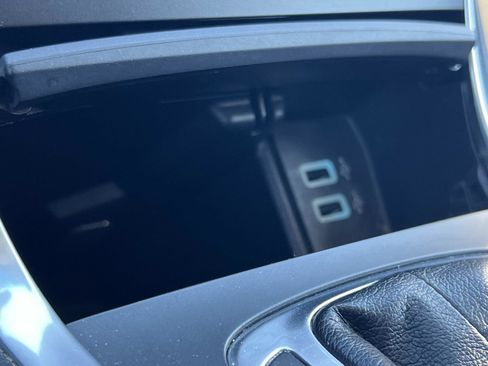 Used 2018 Ford Edge Titanium w/ Equipment Group 301A image 18