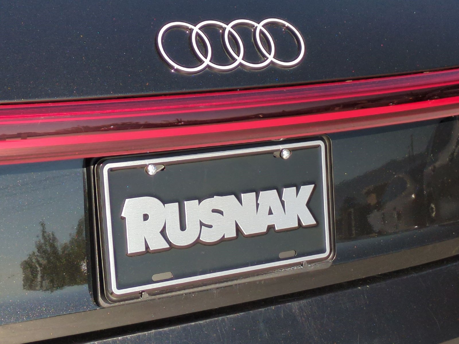 Used 2024 Audi Q8 e-tron Premium Plus w/ Premium Plus Package AWD/4WD image 19